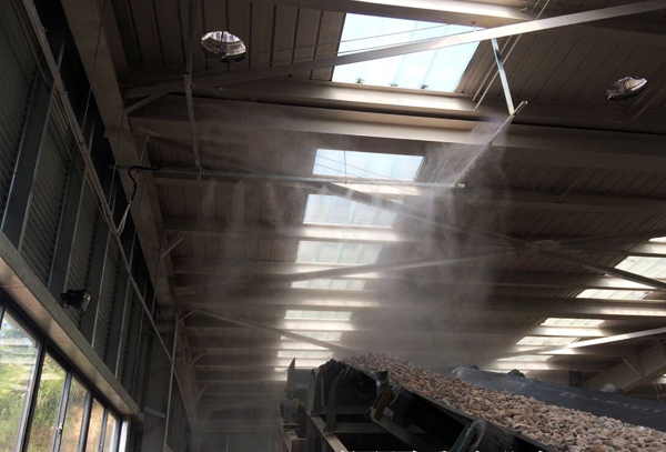 碎石场喷雾除臭设备降尘系统运作图