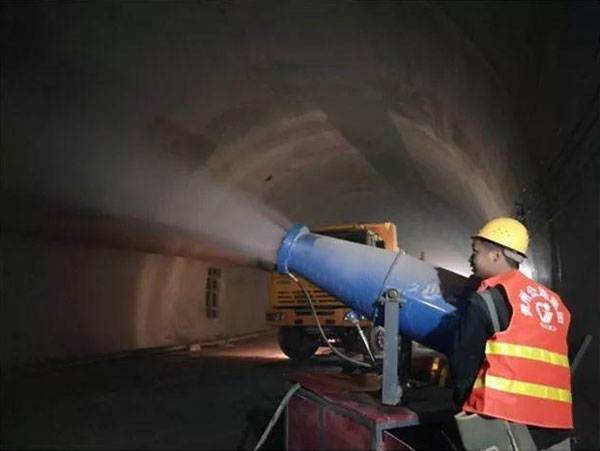 隧道喷雾除臭设备降尘系统